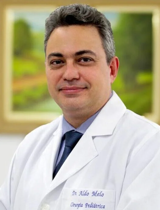 Dr. Aldo Melo - Cirurgia e Urologia Pediátricas